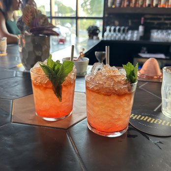 Humbug - Cocktail Bars Near Me - Charlotte, North Carolina