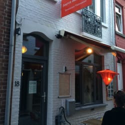 Source des parfums - Facade du restaurant