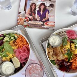 Mediterranean Chickpea Bowl