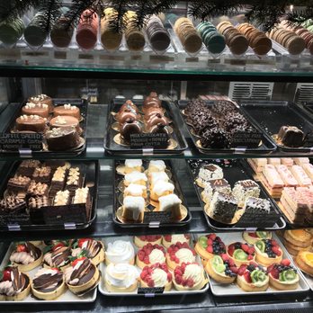 Mia's Bakery - Bakeries Near Me - Brooklyn, New York