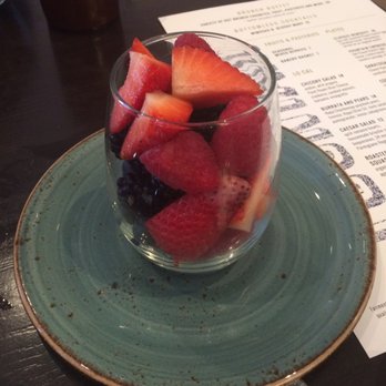 Fountain Restaurant - Mixed berries - Breakfast & Brunch Near Me - San Jose, California Fountain Restaurant - Mixed berries - Breakfast & Brunch Near Me - San Jose, California