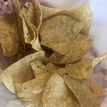 Little Diner - Salt less tostadas , they look and taste old and literally have no flavor - Mexican Near Me - Canutillo, Texas