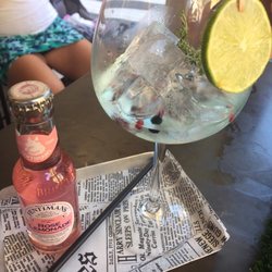 Bar Aurora - Sunset cocktail before the magic color lemonade mix in