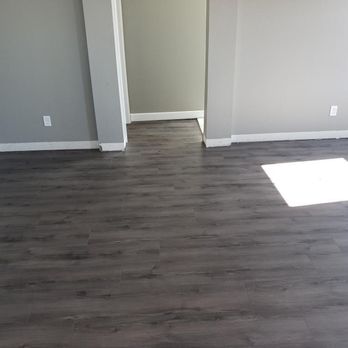 Beno's Flooring - Bedroom floor, luxury vinyl planks - Flooring Near Me - Las Vegas, Nevada Beno's Flooring - Bedroom floor, luxury vinyl planks - Flooring Near Me - Las Vegas, Nevada