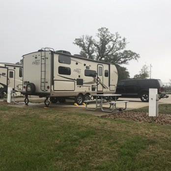 Brazoria Lakes RV Resort by QRV - RV Spot - RV Parks Near Me - Brazoria, Texas