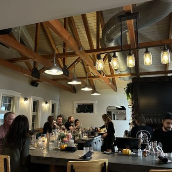 Oak & Ember - Bar area - Poke Near Me - Buxton, Maine Oak & Ember - Bar area - Poke Near Me - Buxton, Maine