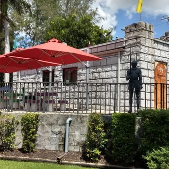 Castle Golf - Mini Golf Near Me - Fort Myers, Florida Castle Golf - Mini Golf Near Me - Fort Myers, Florida