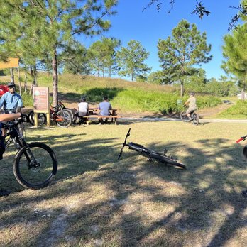 Trek Trails - Aterro Park - Break sesh - Hiking Near Me - Jacksonville, Florida Trek Trails - Aterro Park - Break sesh - Hiking Near Me - Jacksonville, Florida