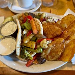 Lulu Cafe and Bar