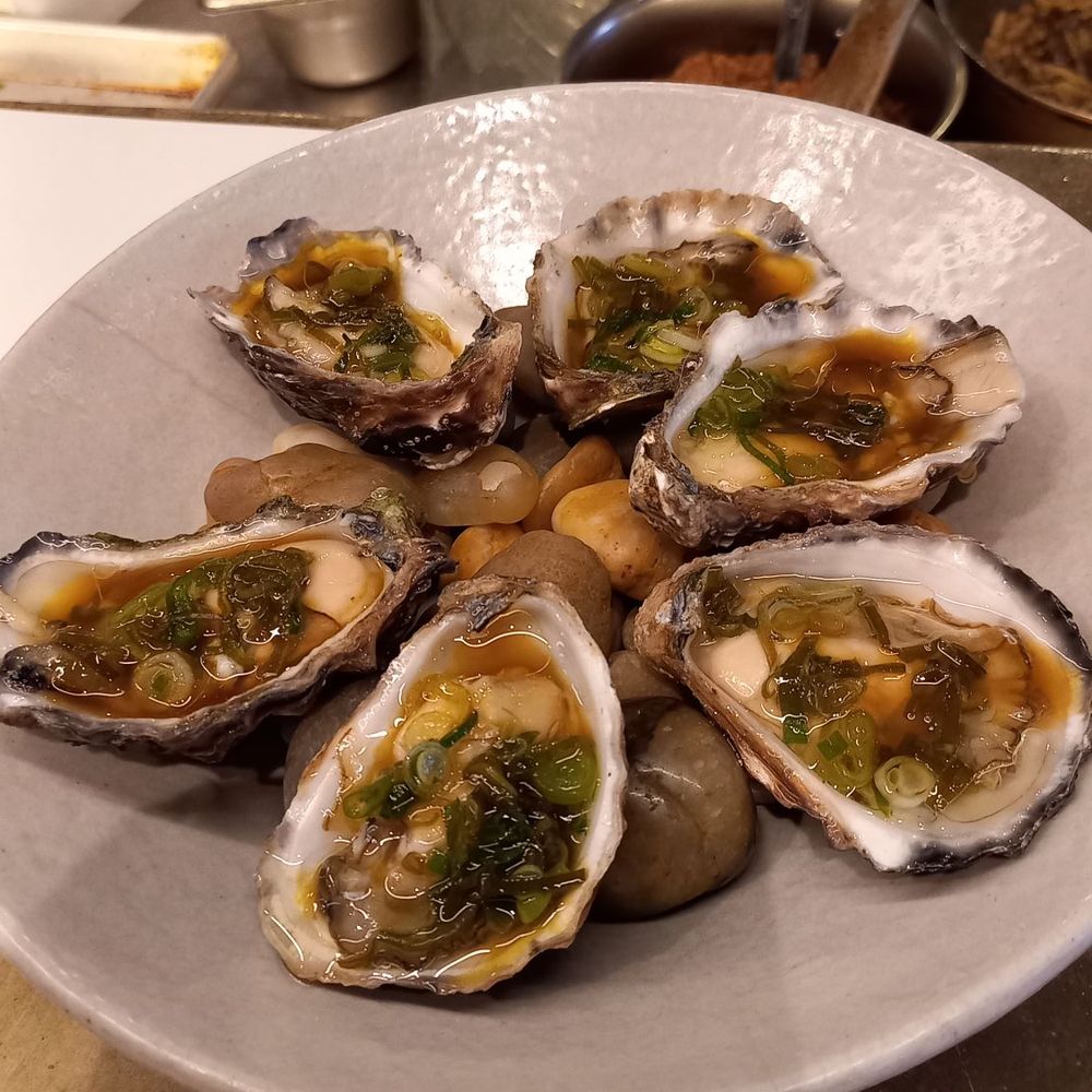 Estelle Bistro - Oysters - Wine Bars Near Me - Northcote, VIC