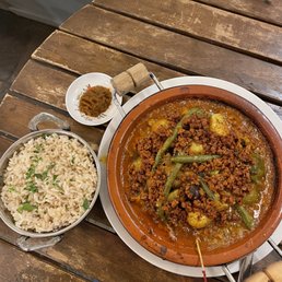 Slow-Cooked Tajine (added vegan chorizo) Slow-Cooked Tajine (added vegan chorizo)