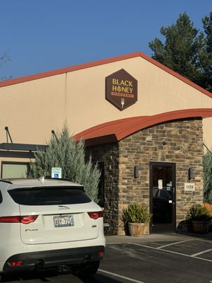 Black Honey Hashery by null