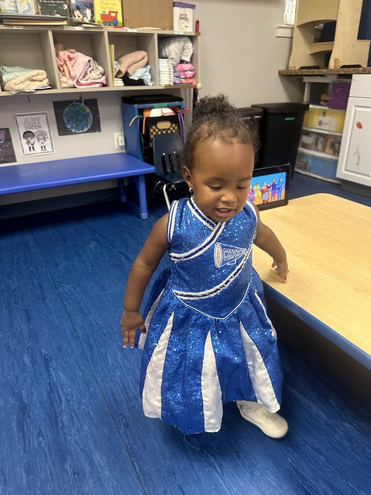 Small Wonder Daycare - childcare center in Wilmington, DE