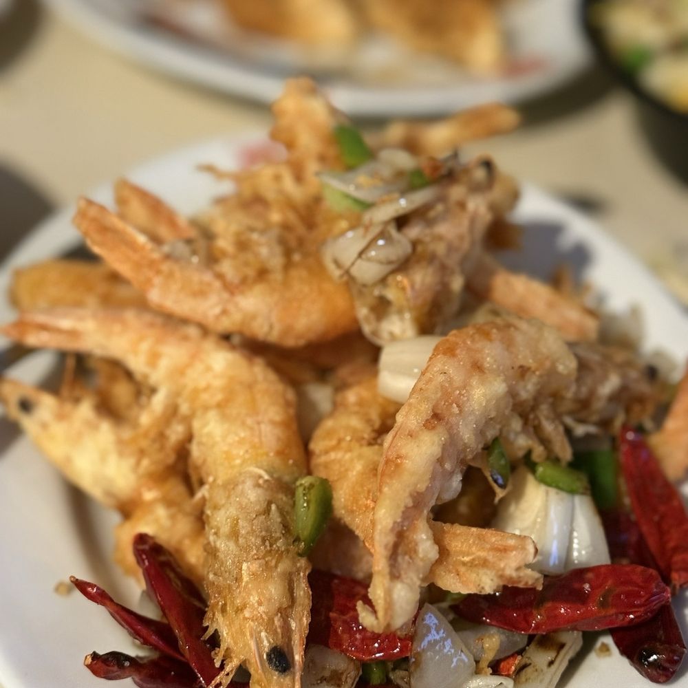 Lucky China Restaurant - Chinese Near Me - Carson, California