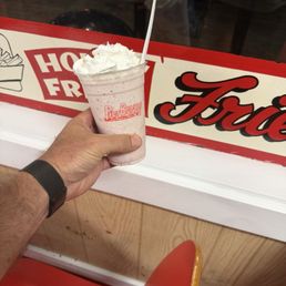 Best Strawberry Shake in Santa Monica Best Strawberry Shake in Santa Monica