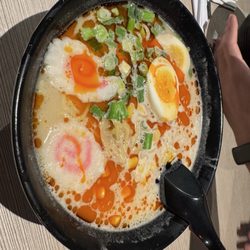 Happy Sushi Yester Oaks location - Tonkotsu ramen