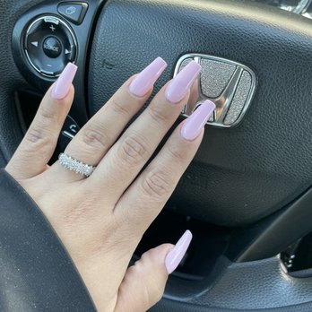 209 Nails Lounge - Short & Pink. - Nail Salons Near Me - Stockton, California