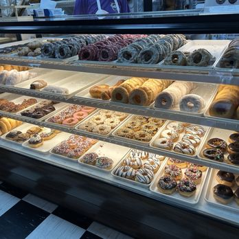 Cinotti's Bakery & Deli - Donuts - Bakeries Near Me - Jacksonville Beach, Florida