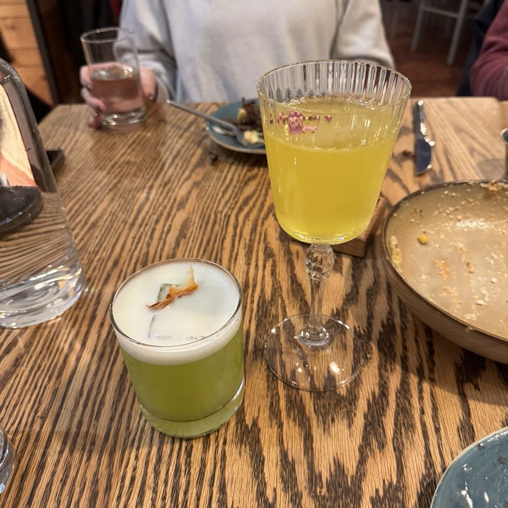 Shift Kitchen & Bar - Pisco sour, gin - New American Near Me - Flagstaff, Arizona