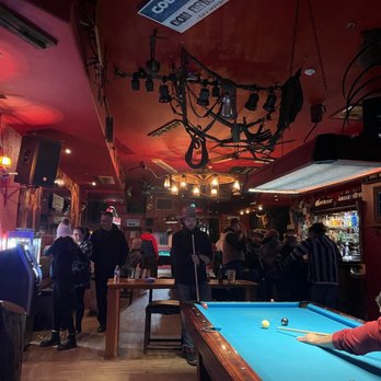 Mozzi's Saloon - Indoor vibes - Dive Bars Near Me - Cambria, California Mozzi's Saloon - Indoor vibes - Dive Bars Near Me - Cambria, California