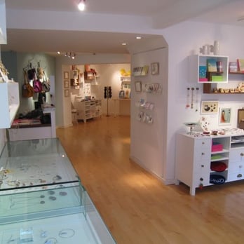 Hannah Zakari - Jewelry Near Me - Edinburgh, MLN