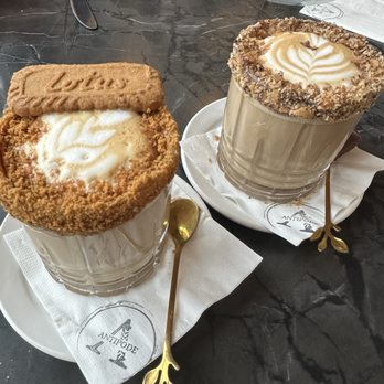 Antipode - Biscoff latte & chocolate hazelnut latte - Bars Near Me - Montreal, Quebec Antipode - Biscoff latte & chocolate hazelnut latte - Bars Near Me - Montreal, Quebec