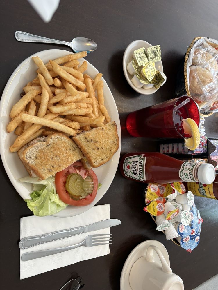 Tastee Corner Cafe