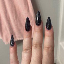 Kitty Nails