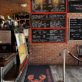 Yankee Lobster - menu - Seafood Markets Near Me - Boston, Massachusetts