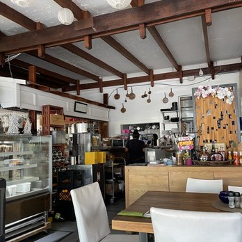 Vesna Taverna - Interior view - Breakfast & Brunch Near Me - St Maarten, Alabama
