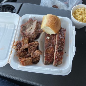 MEGA Texas Barbeque - Caterers Near Me - Fresno, California