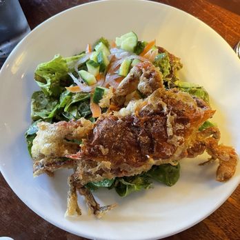Oak Steakhouse - Soft shell crab salad - Steakhouses Near Me - Charleston, South Carolina Oak Steakhouse - Soft shell crab salad - Steakhouses Near Me - Charleston, South Carolina