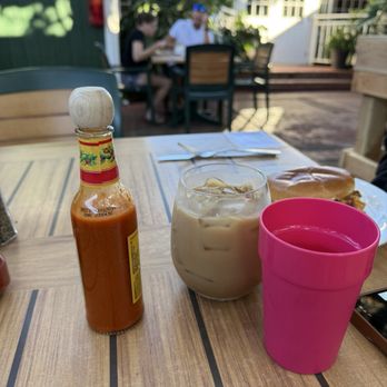 Freshies Maui - Coconut cold brew - Breakfast & Brunch Near Me - Makawao, Hawaii