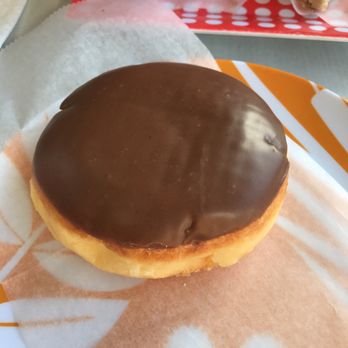 Rose Donuts - Boston cream donut - Coffee & Tea Near Me - San Diego, California Rose Donuts - Boston cream donut - Coffee & Tea Near Me - San Diego, California