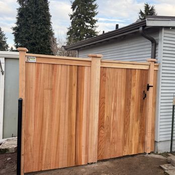 Cool Cat Fence - New Gate - Fences & Gates Near Me - Tukwila, Washington Cool Cat Fence - New Gate - Fences & Gates Near Me - Tukwila, Washington
