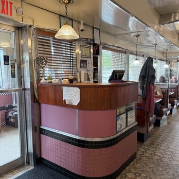 Hightstown Diner - Hostess/cash register stand - Diners Near Me - Hightstown, New Jersey Hightstown Diner - Hostess/cash register stand - Diners Near Me - Hightstown, New Jersey