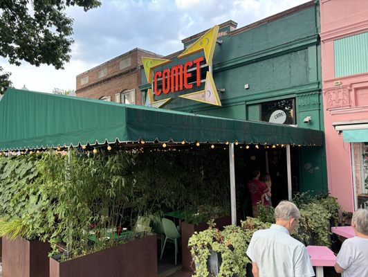 Comet Ping Pong by null