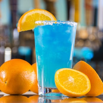 Louie's Grill and Bar - Sports Bars Near Me - Tulsa, Oklahoma