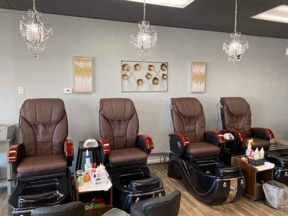 PAINTBOX NAILS Updated September 2024 31 Photos 324 Boniface Pkwy, Anchorage, Alaska