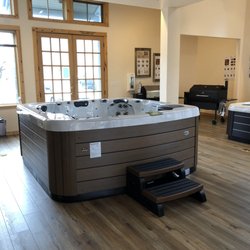 Aqua Hot Tubs - You must get in to experience the American Whirlpool differences