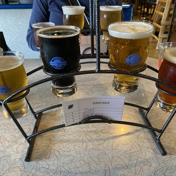 219 Taproom - Beer flight - Beer Bar Near Me - Chesterton, Indiana