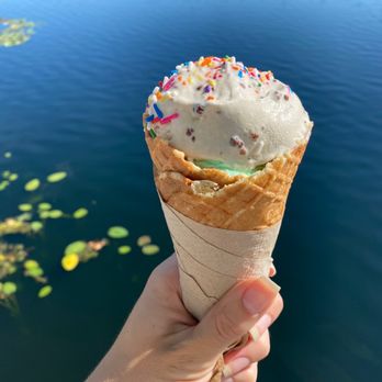 Kilwins Ice Cream - Chocolate - Fudge - Toasted coconut, mint chocolate chip and rainbow sprinkles - Ice Cream & Frozen Yogurt Near Me - Celebration, Florida Kilwins Ice Cream - Chocolate - Fudge - Toasted coconut, mint chocolate chip and rainbow sprinkles - Ice Cream & Frozen Yogurt Near Me - Celebration, Florida