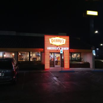 Denny's - Front door of Denny's 3081 South Maryland Parkway Las Vegas NV 89109 - Diners Near Me - Las Vegas, Nevada