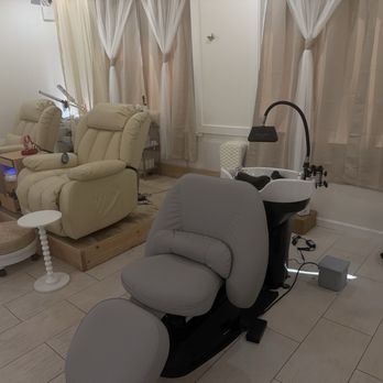 Seoul Glow Spa - Additional Head spa area - Estheticians Near Me - Seattle, Washington Seoul Glow Spa - Additional Head spa area - Estheticians Near Me - Seattle, Washington