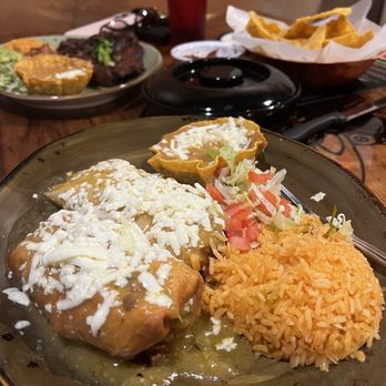 Bandidos Mexican Restaurant - Combo - Mexican Near Me - Woonsocket, Rhode Island