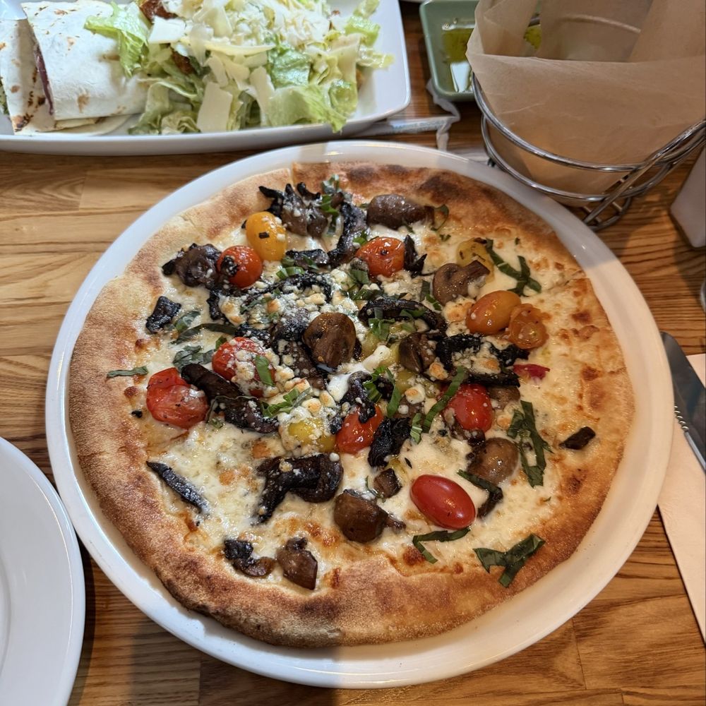 Cosimo's - Wild Mushroom PIzza - Italian Near Me - Woodbury, New York Cosimo's - Wild Mushroom PIzza - Italian Near Me - Woodbury, New York