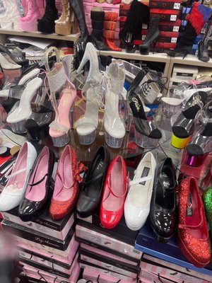 Maya Shoes of Hollywood by null