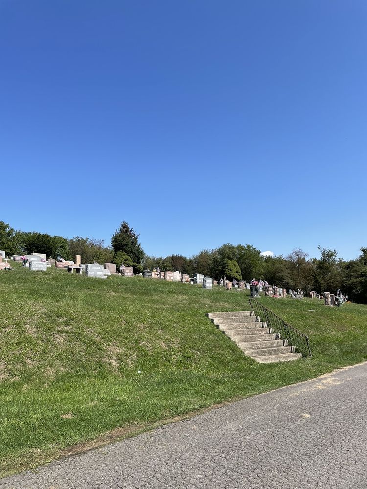 LOCUST GROVE CEMETERY ASSN New Brighton Rd, Ellwood City