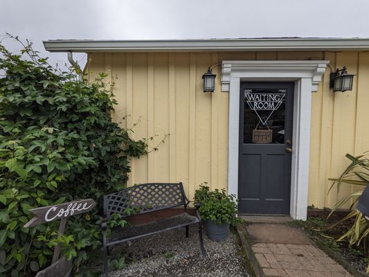 The Waiting Room by null