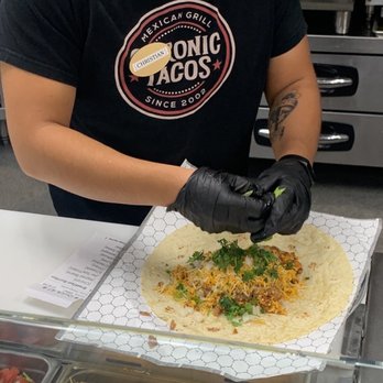 Chronic Tacos - Making fresh breakfast burritos ( chorizo ) - Mexican Near Me - Hesperia, California